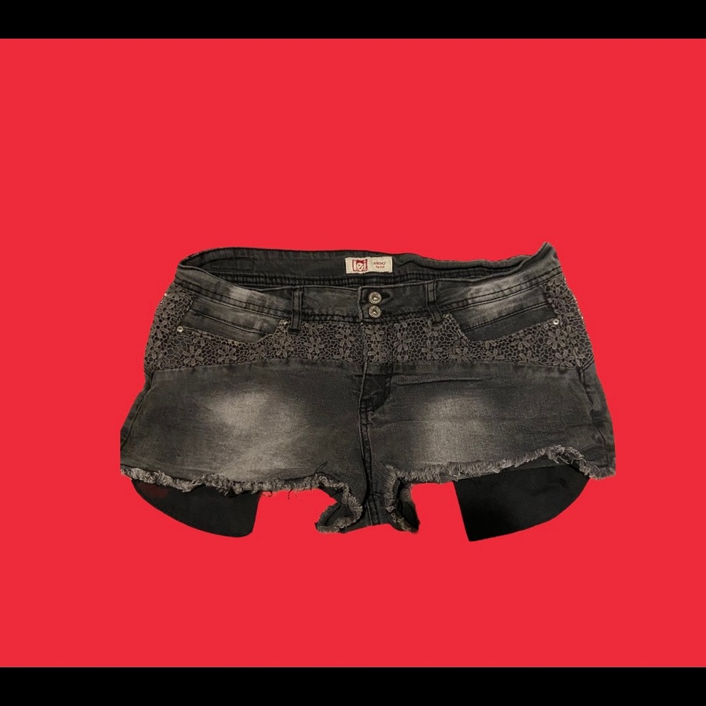 L.E.I Ashley Lowrise shorts.